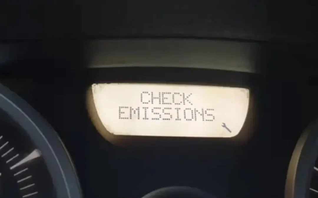 خطای check emissions در مگان چیست؟ دلایل و راهکارها